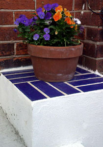 Frost-proof blue tiles