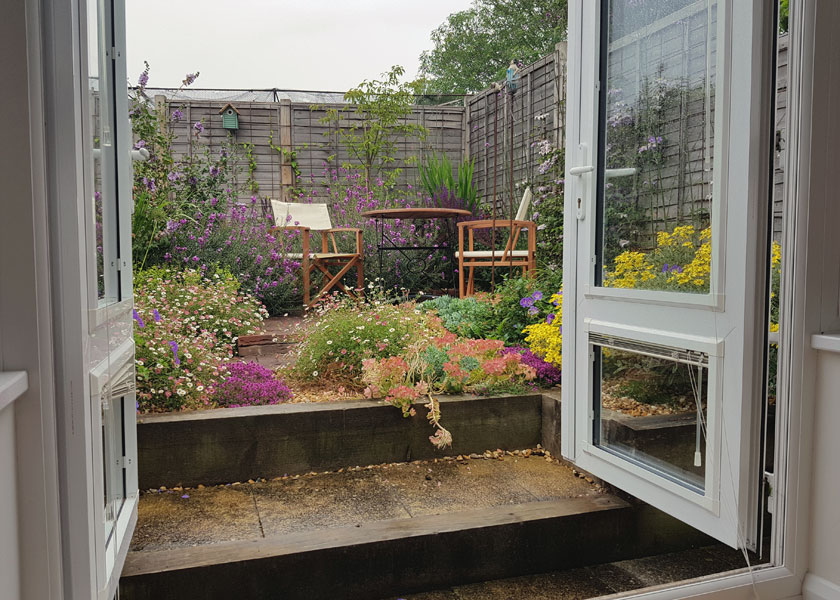 Clay pavers and gravel planting in Shoreham