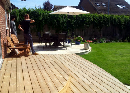 Less is more in Peacehaven - Garden by Lilybud Less is more in Peacehaven - Garden by Lilybud